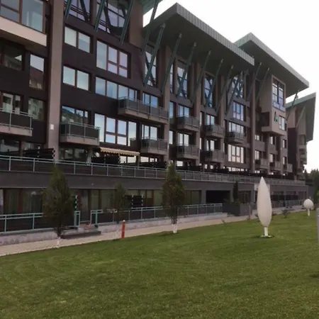 Silver Luxury 6 Apartment *